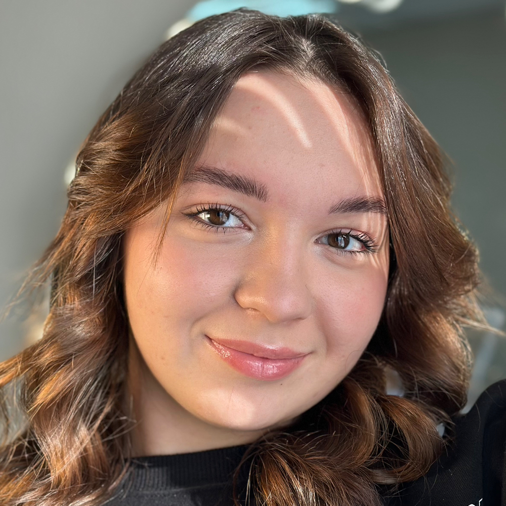 ламинирование бровей  - окрашивание + коррекция* - уход