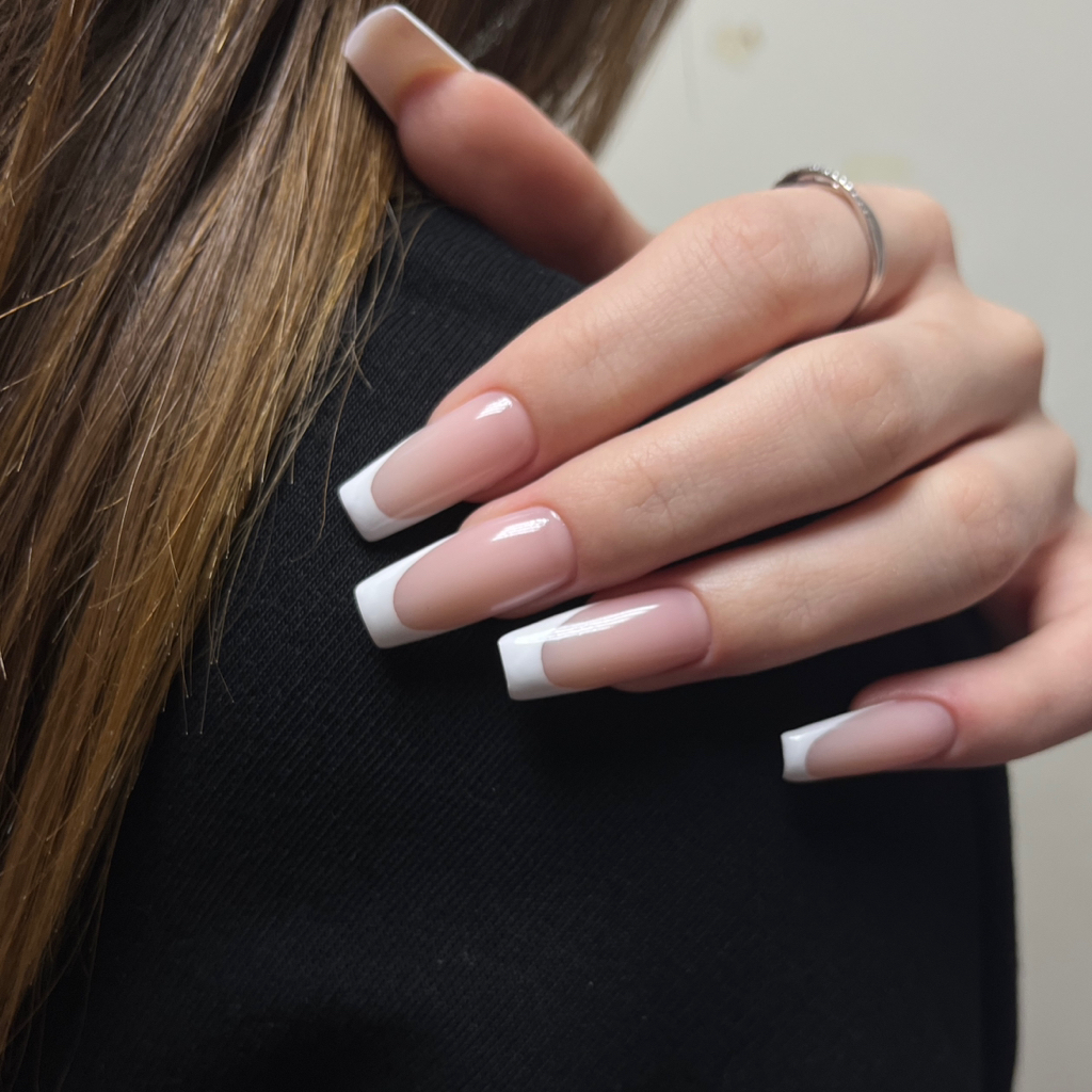 Коррекция ногтей (наращенных)