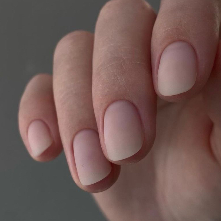 Снятие + комбинированный маникюр