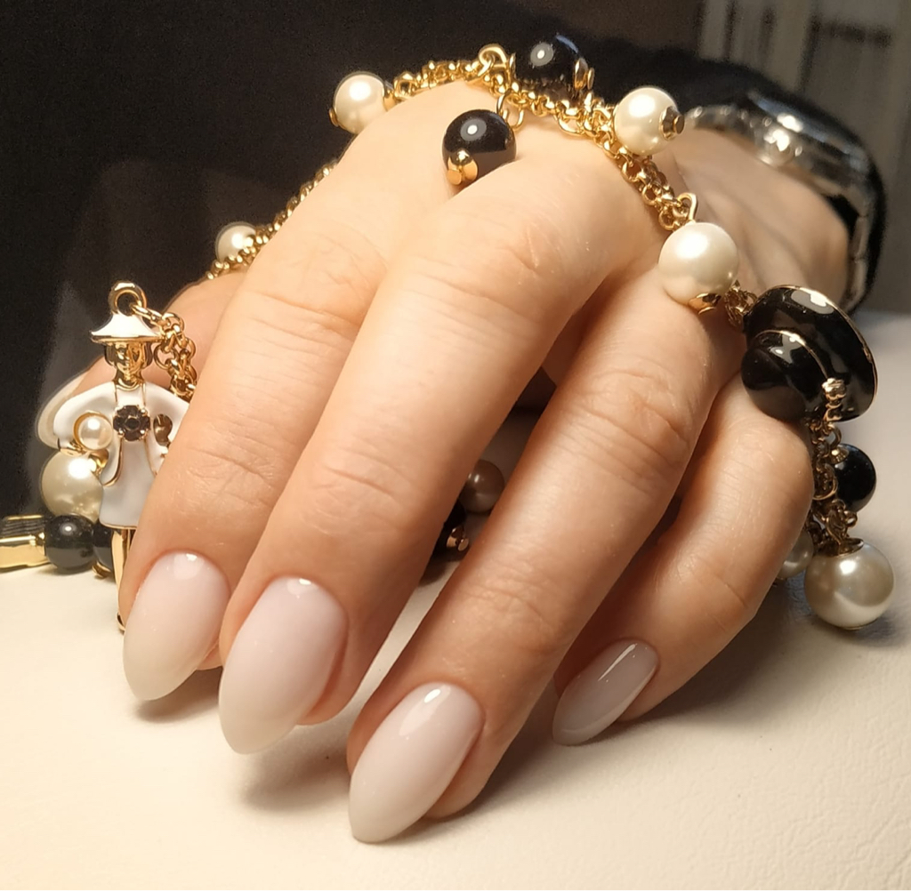 Пилочный маникюр+покрытие гель-лак