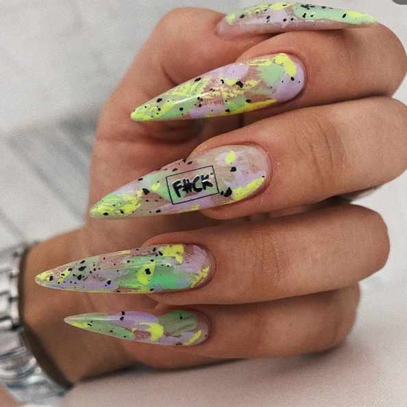 Наращивание ногтей