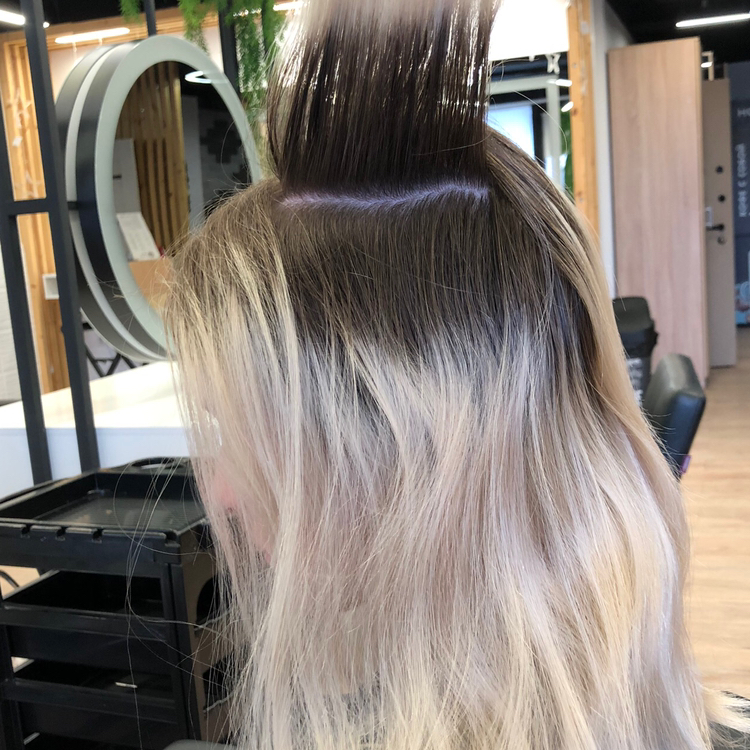 Осветление корней 2см