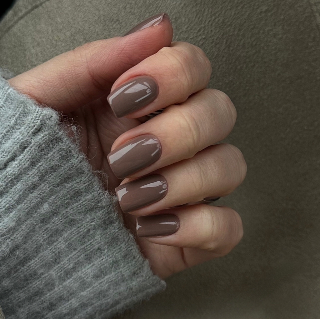 Маникюр с покрытием