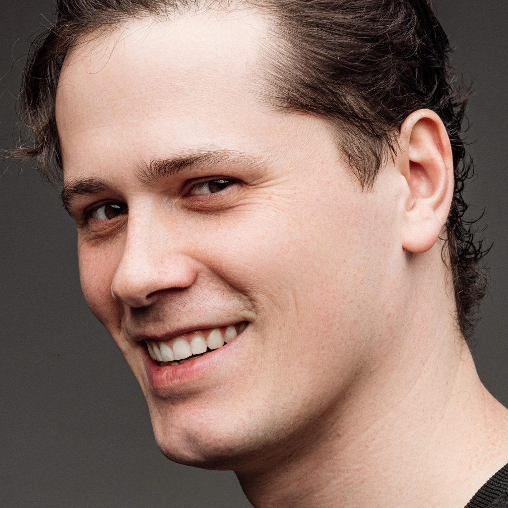 Бритьё электробритвой