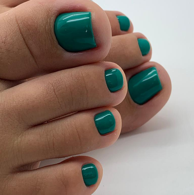 Полный педикюр с покрытием гель -лак