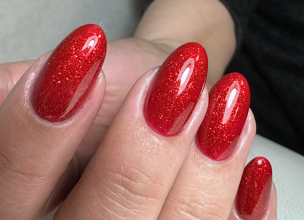 Маникюр с укреплением