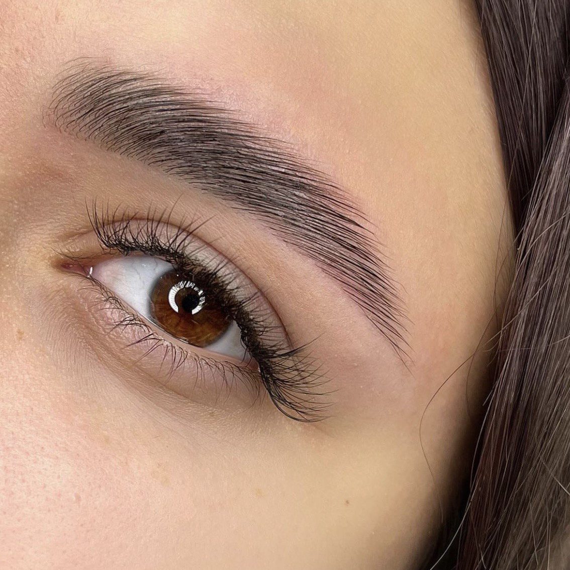 Архитектура и окрашивание бровей хной