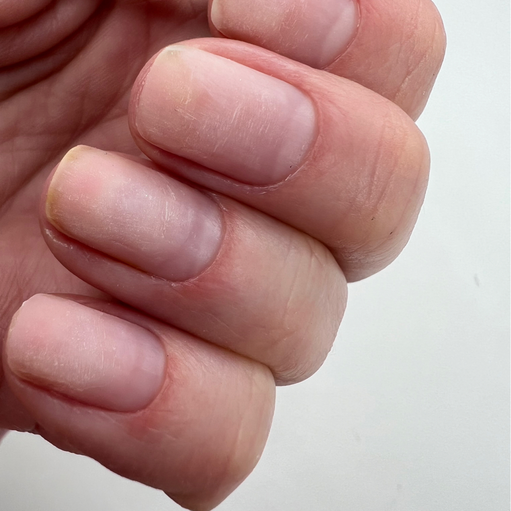 Снятие гель-лака (чужого покрытия)