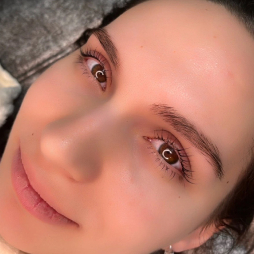 Оформление бровей + окрашивание