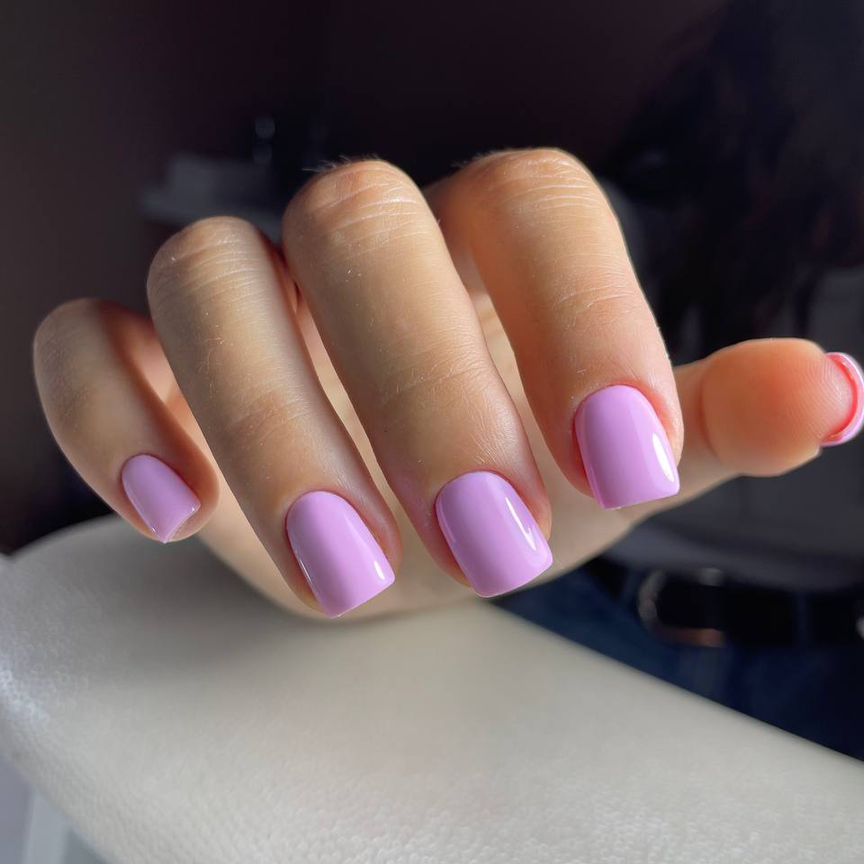 Маникюр с долговременным покрытием (ногти короткие/средней длины) (с 01.09.2025 - 65 руб)