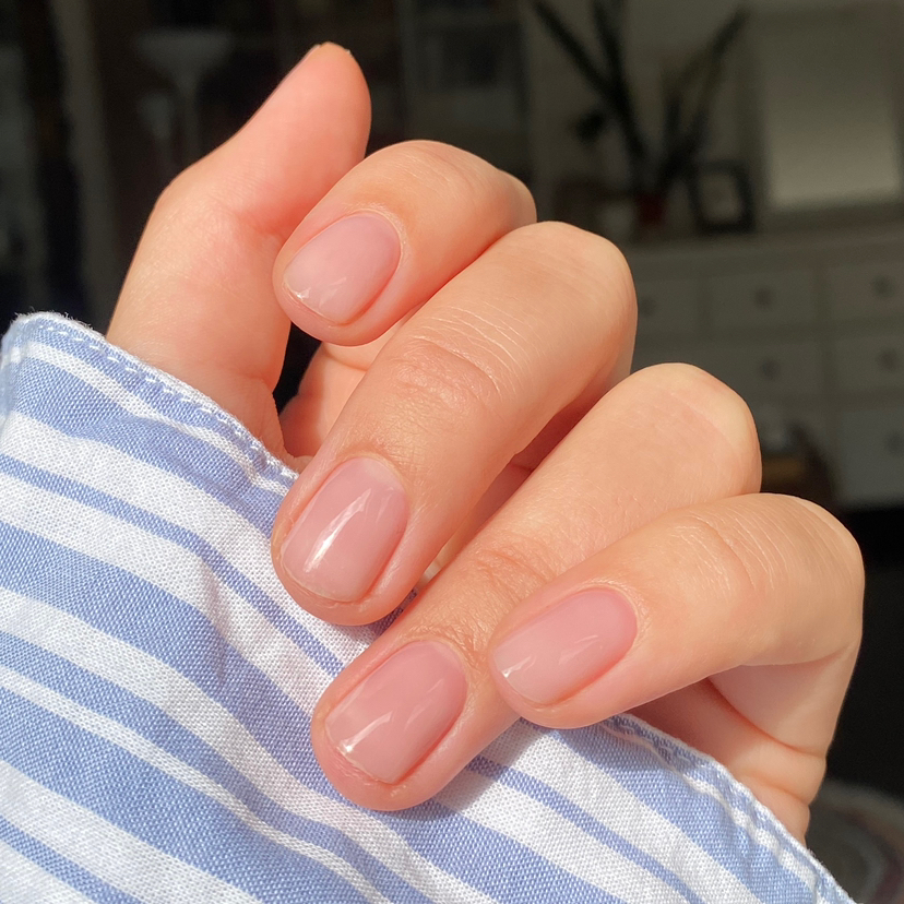 Маникюр без покрытия