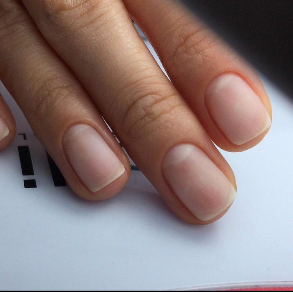 Маникюр без покрытия