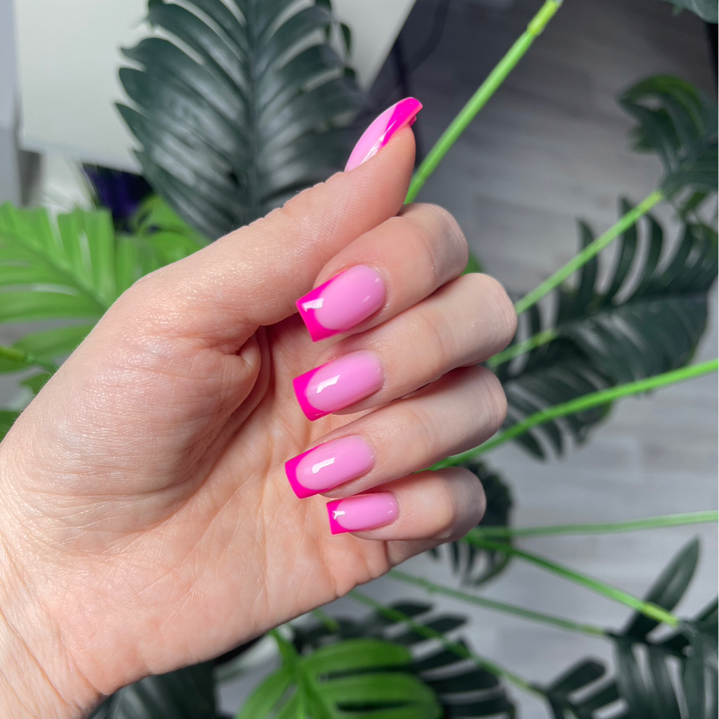 Коррекция наращенных ногтей