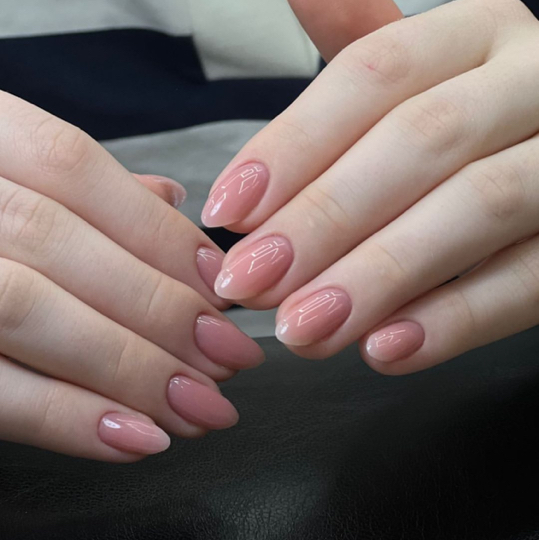 Наращивание 1 ногтя