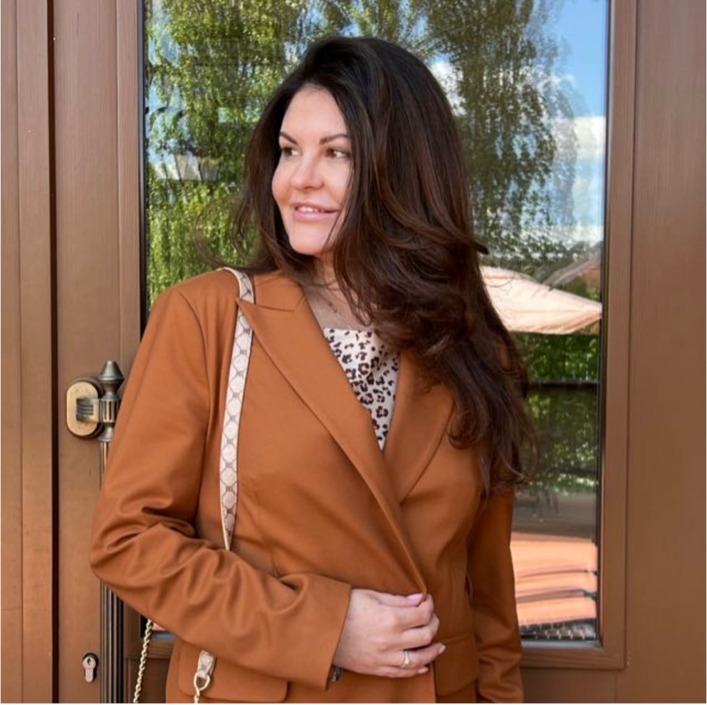 Елена Пожидаева