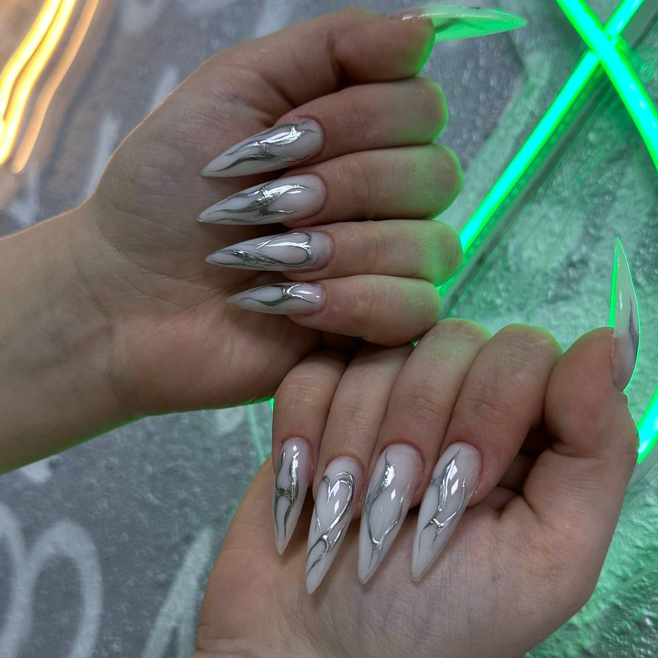 Коррекция наращивания ногтей/когтей