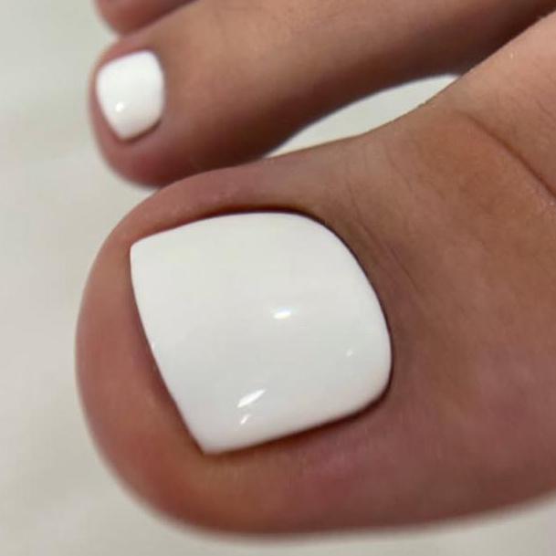 Педикюр с покрытием + стопы