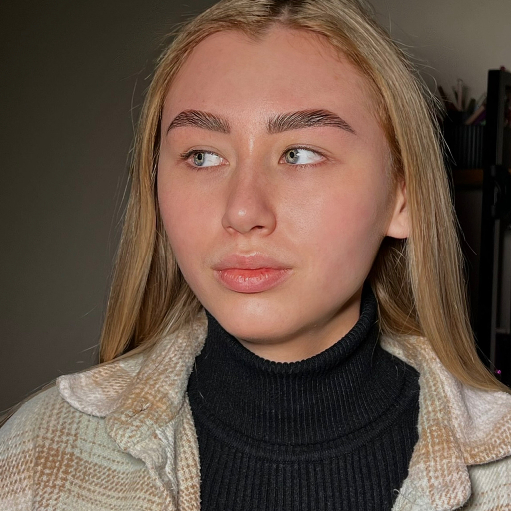 Комплекс бровей (коррекция/окрашивание/ламинирование)