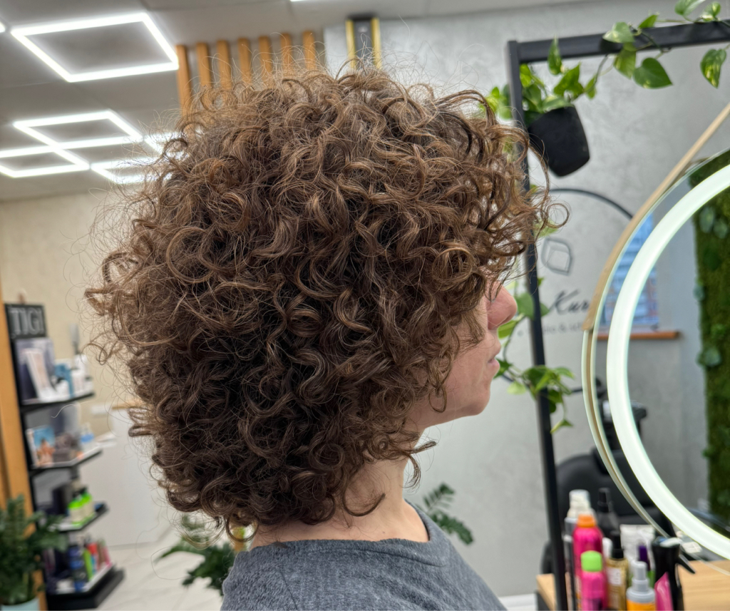 Химическая завивка волос