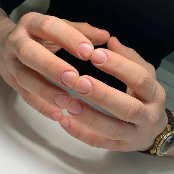 Маникюр мужской