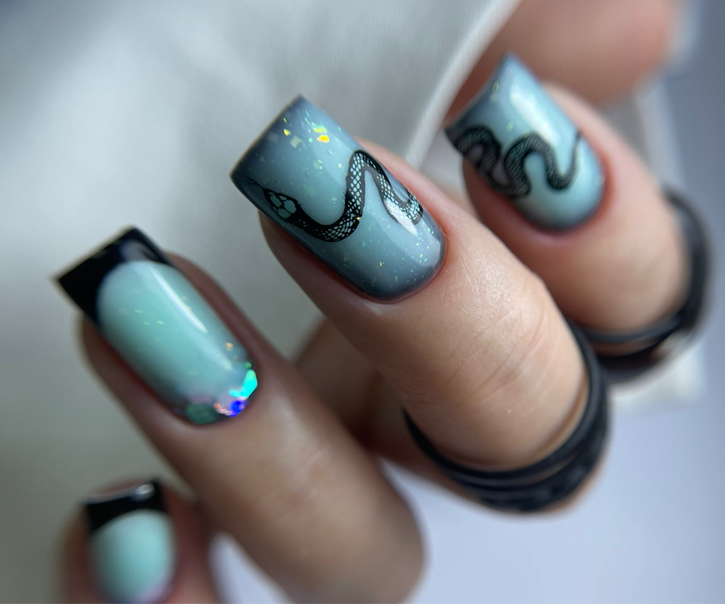 Маникюр с долговременным покрытием + френч (ногти длинные) (с 01.09.2025 - 80 руб)