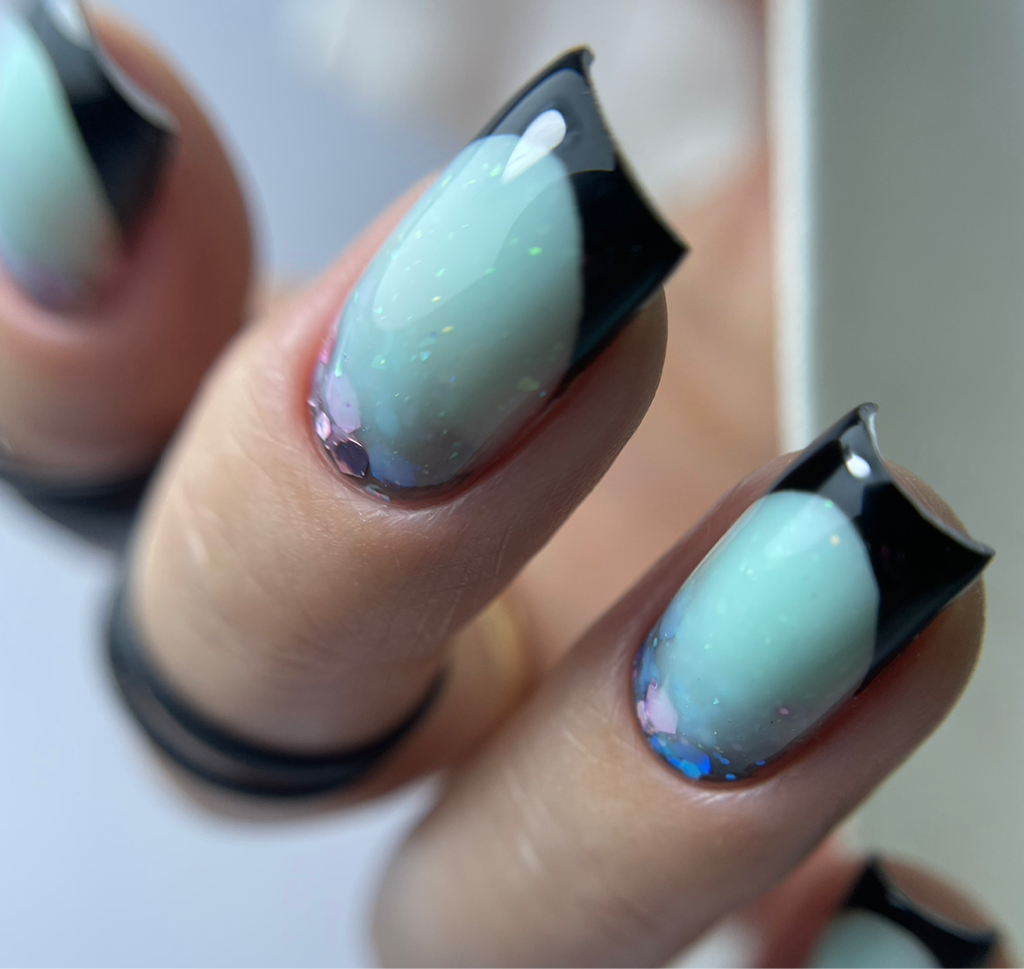 Наращивание ногтей + френч (с 01.09.2025 - 100 руб)