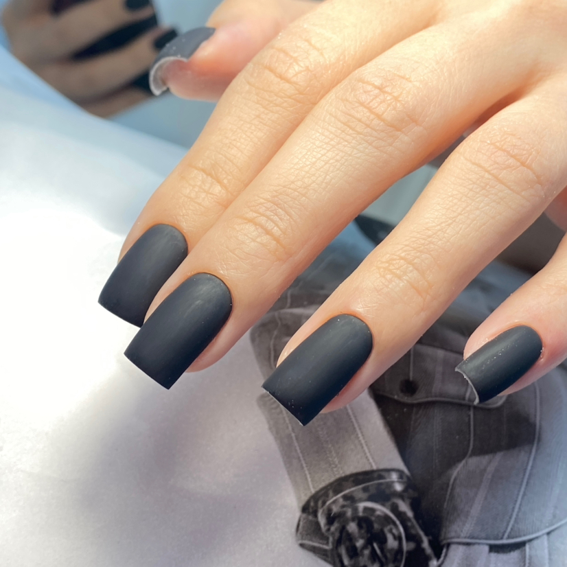 Маникюр с покрытием