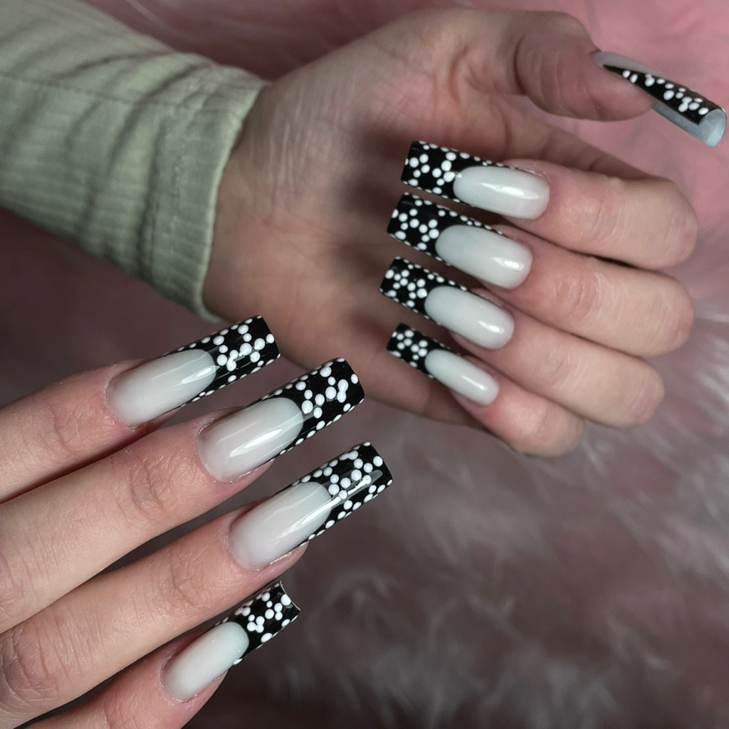 Маникюр+коррекция