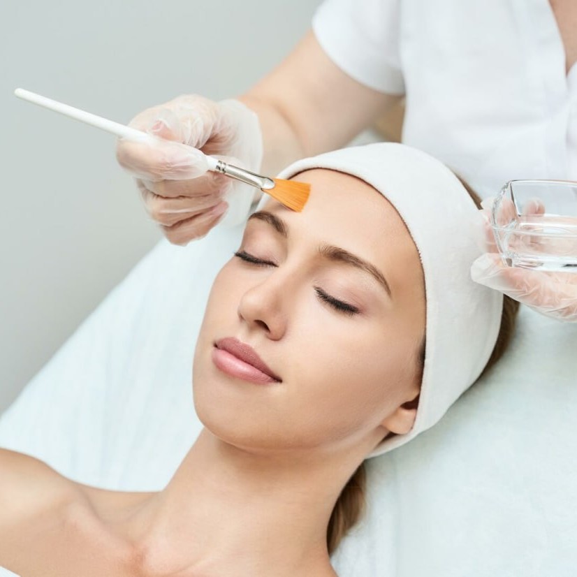 Пилинг лица поверхностный