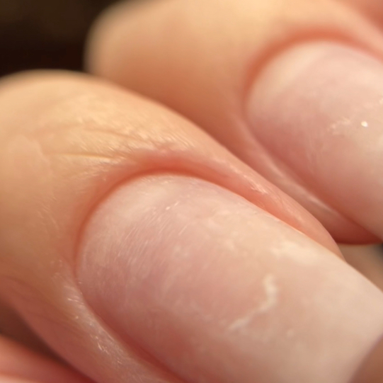 Маникюр без покрытия