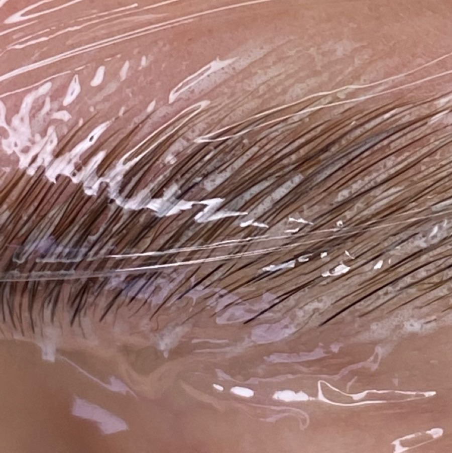 Ламинирование бровей