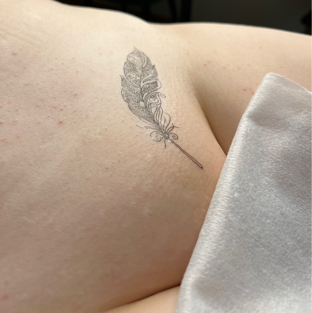 Глубокое бикини