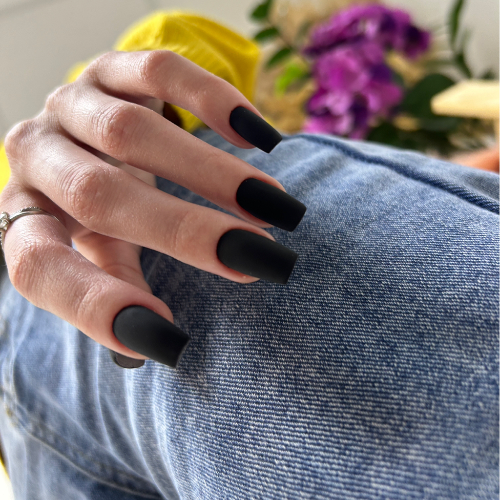 Наращивание ногтей