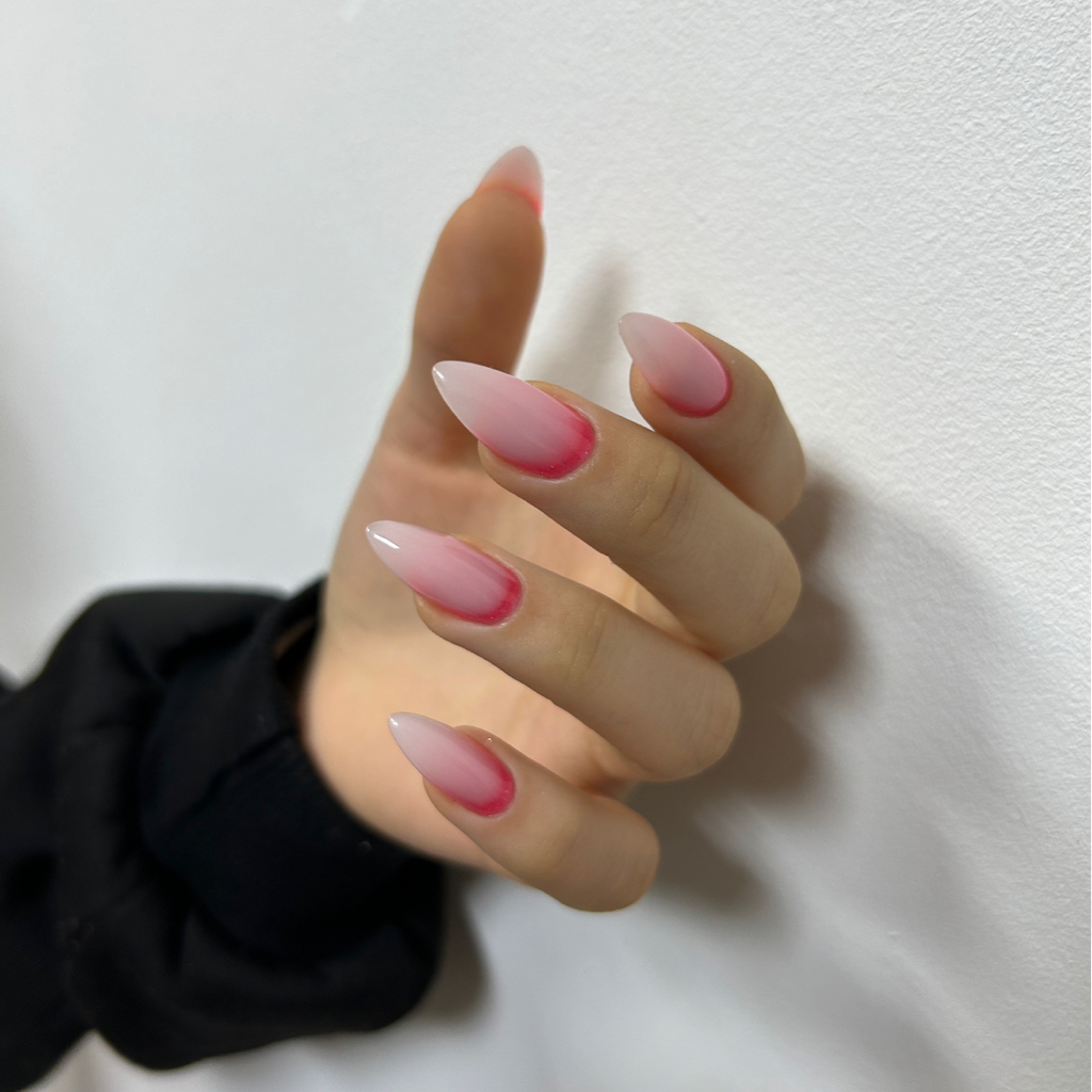 Маникюр + покрытие (однотонное, укрепление, доноращивание углов, сколов, и т.д)