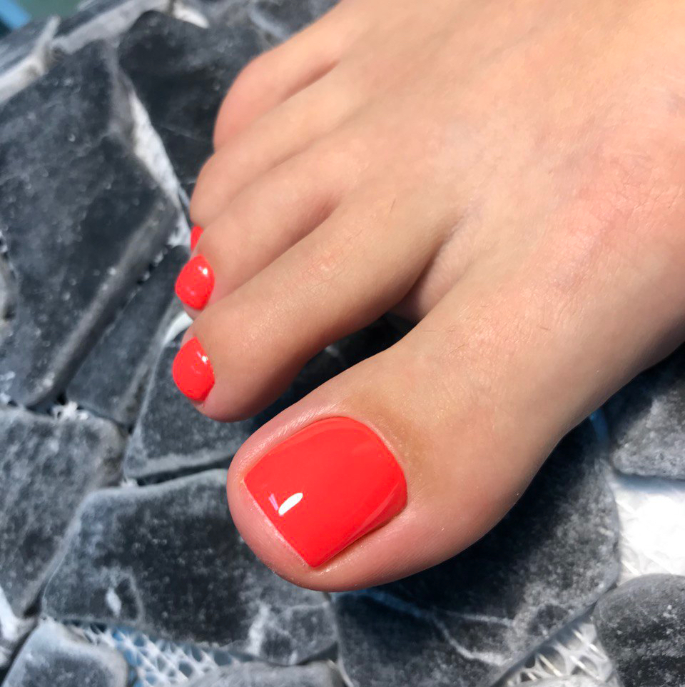 Педикюр (обработка пальчики + стопа) и покрытие гель лак