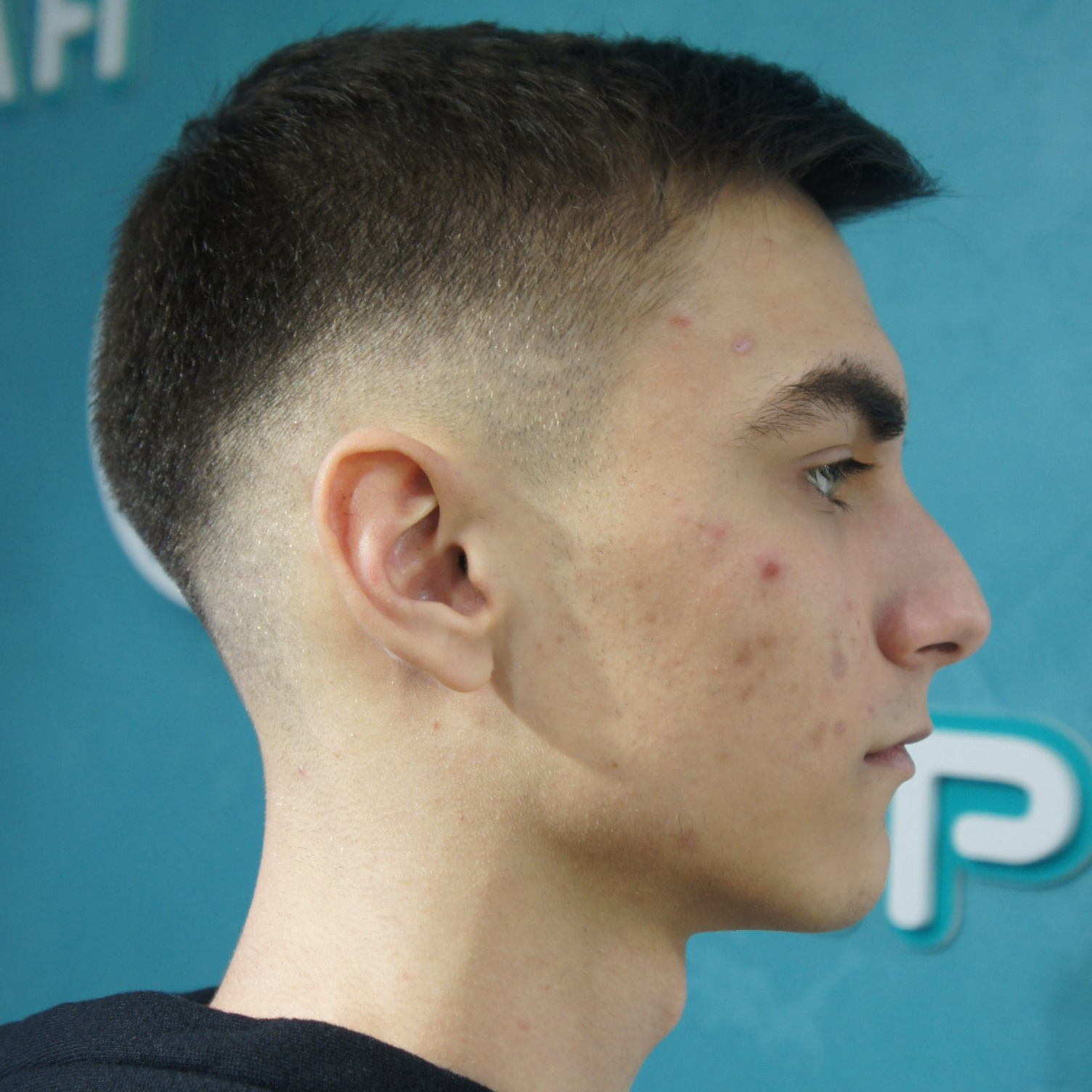 Стрижка мужская модельная (классическая), канадка