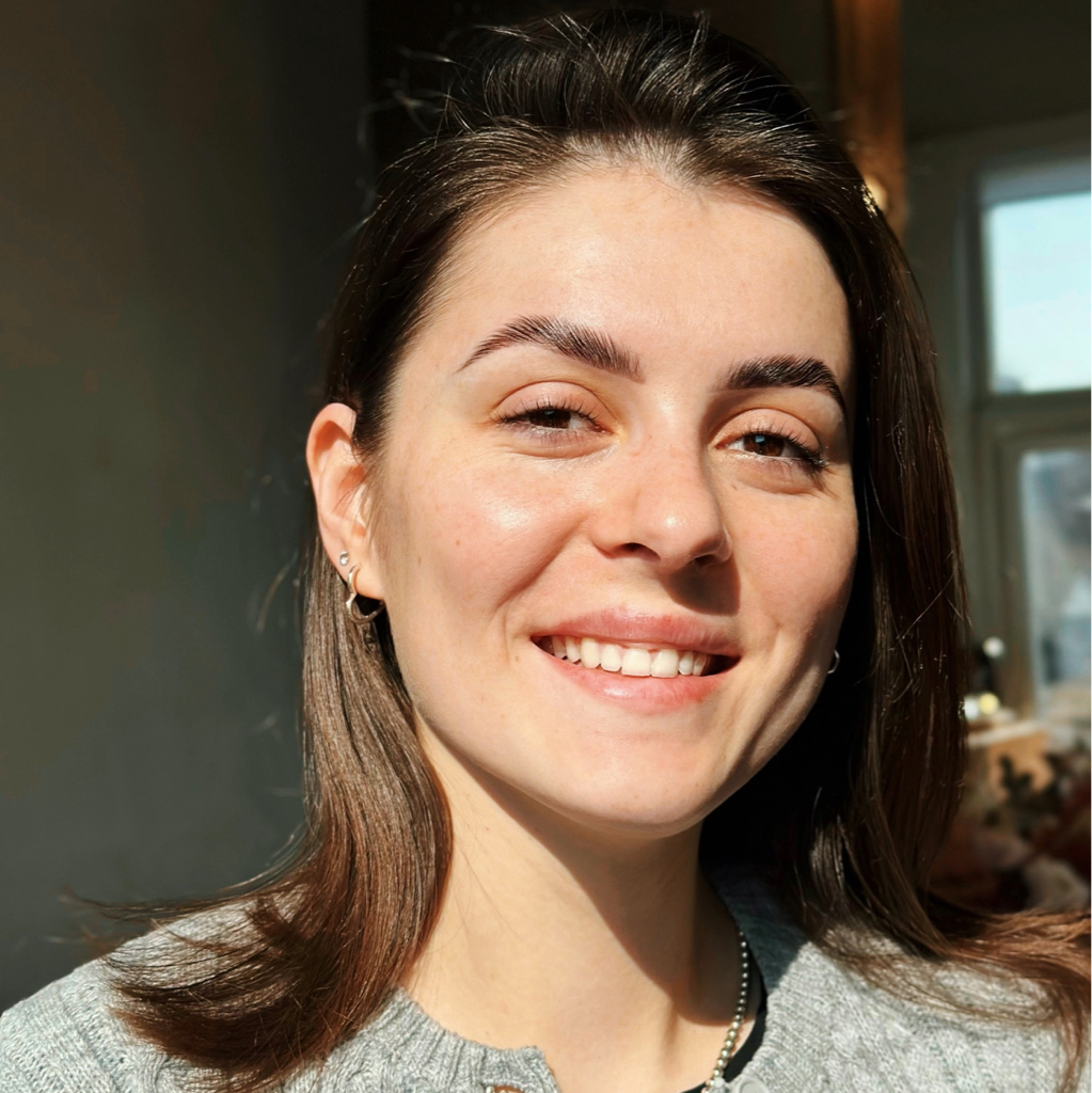 Корекція брів. (Віск/пінцет)