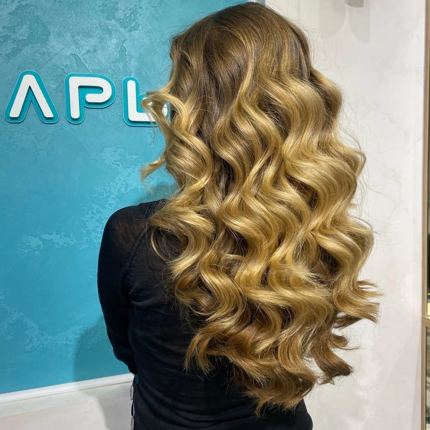 Укладка локонов на плойку или утюг