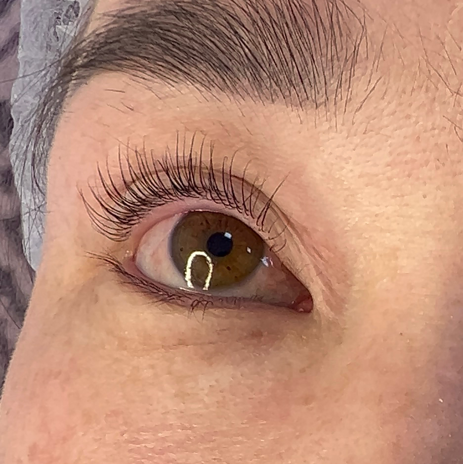 Окрашивание ресниц