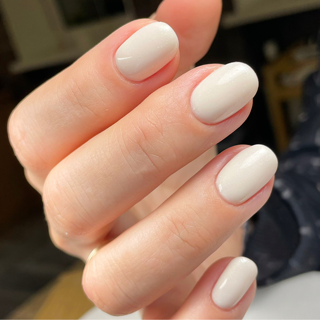 Маникюр с укреплением гелем