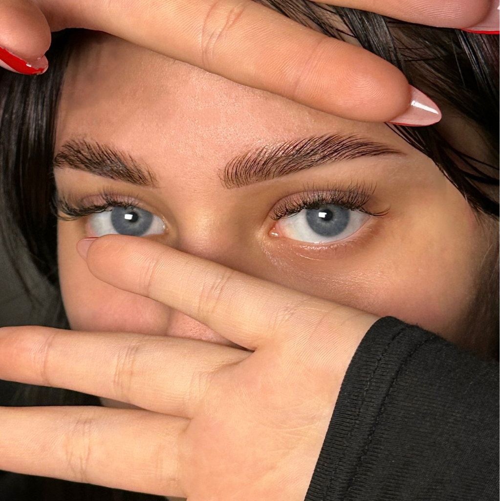 Комплекс L (Долговременная укладка, окрашивание, коррекция бровей, уход)