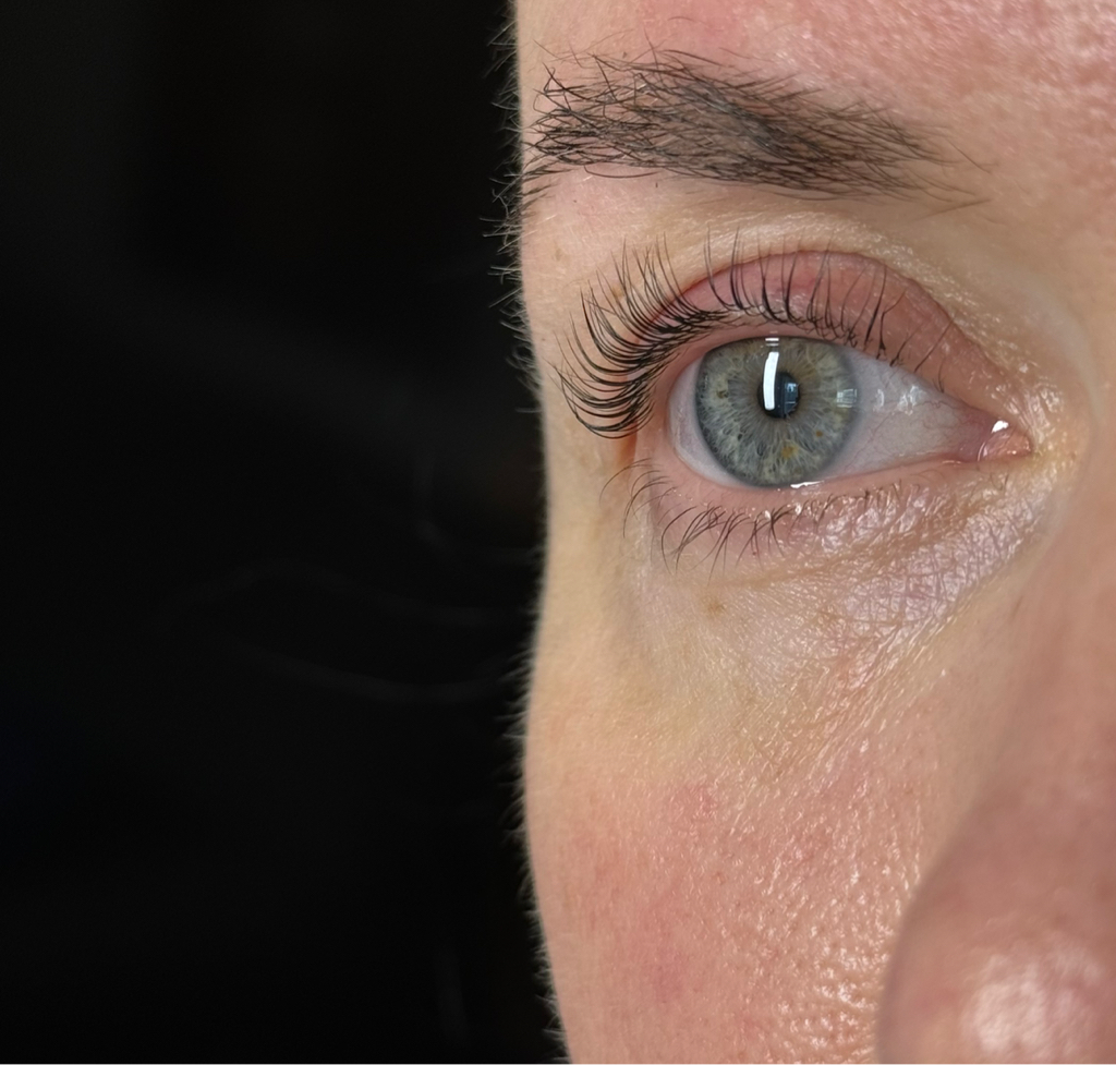 Eyelash lamination / Lash Lift