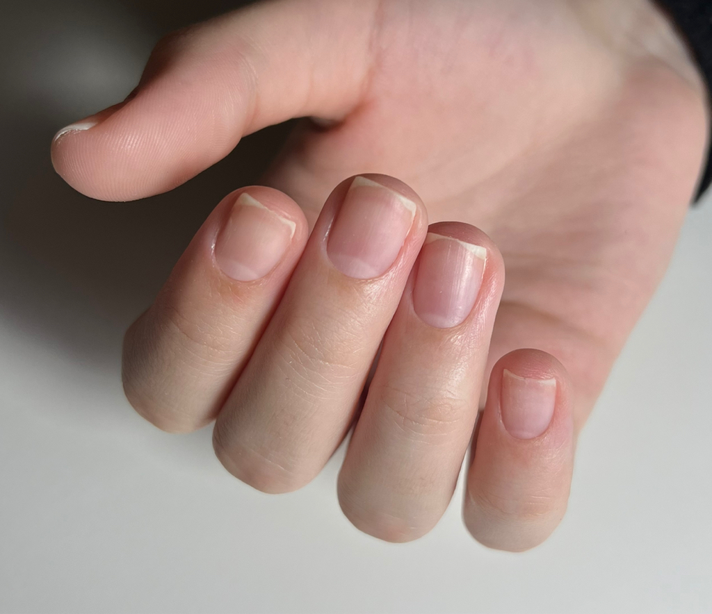 Маникюр без покрытия