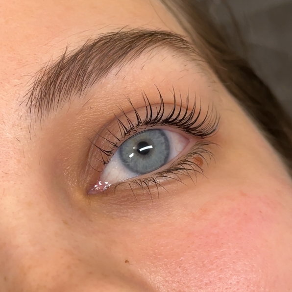 Ламинирование ресниц