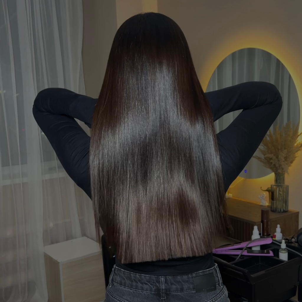 Кератиновое выпрямление волос