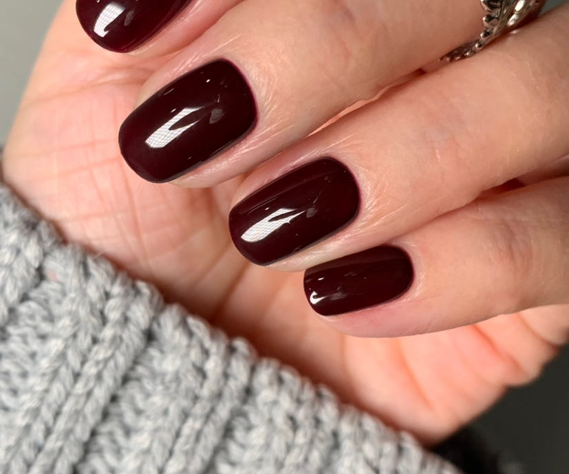 Маникюр комбинированный+однотонное покрытие