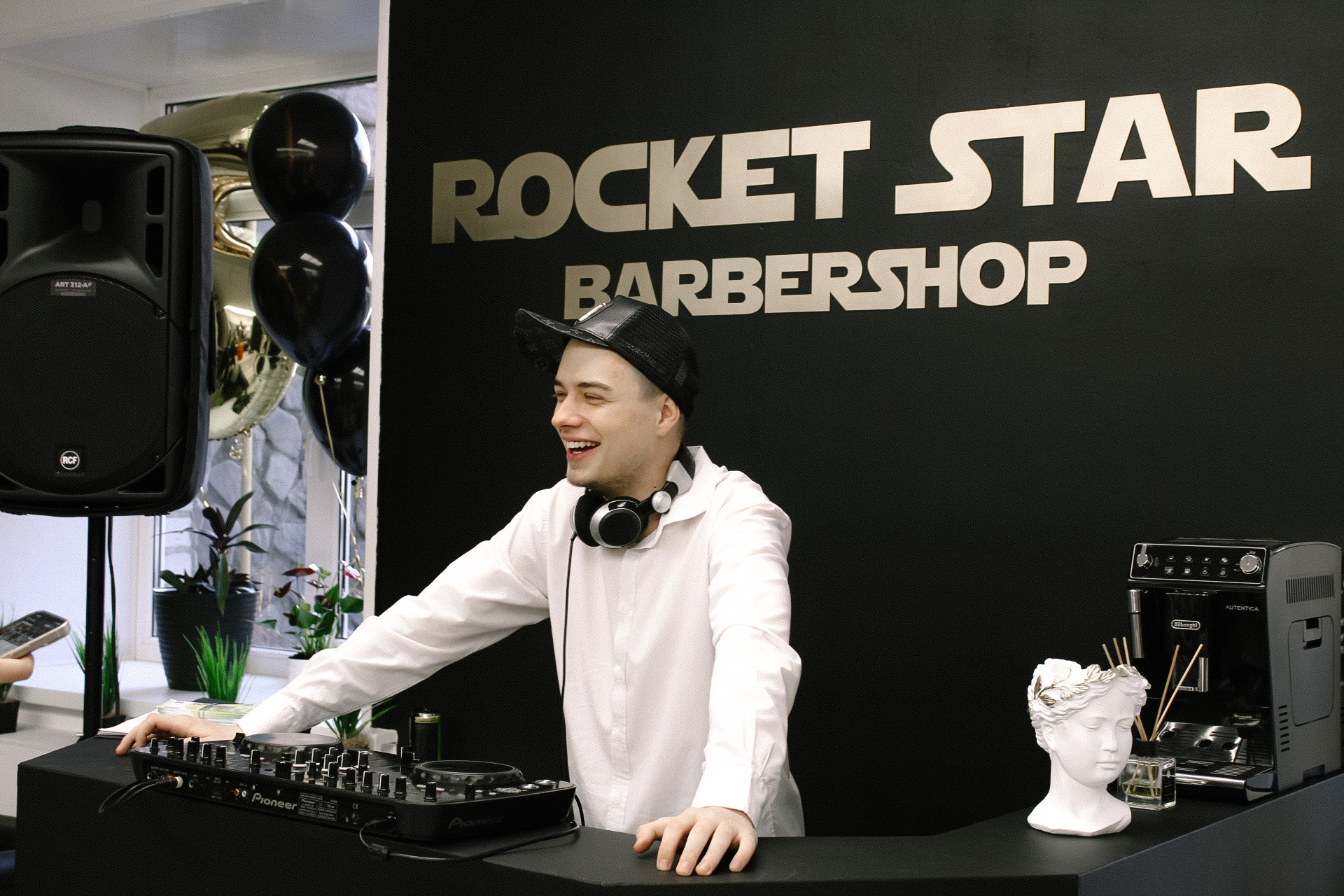 Rocket Star Barbershop | Стерлитамак | Онлайн-запись