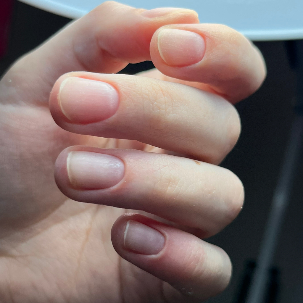 Маникюр гигиенический