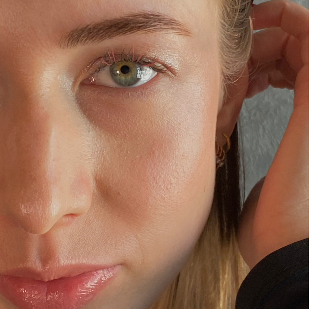 Комплекс: окрашивание, коррекция, уход «Счастье для бровей»