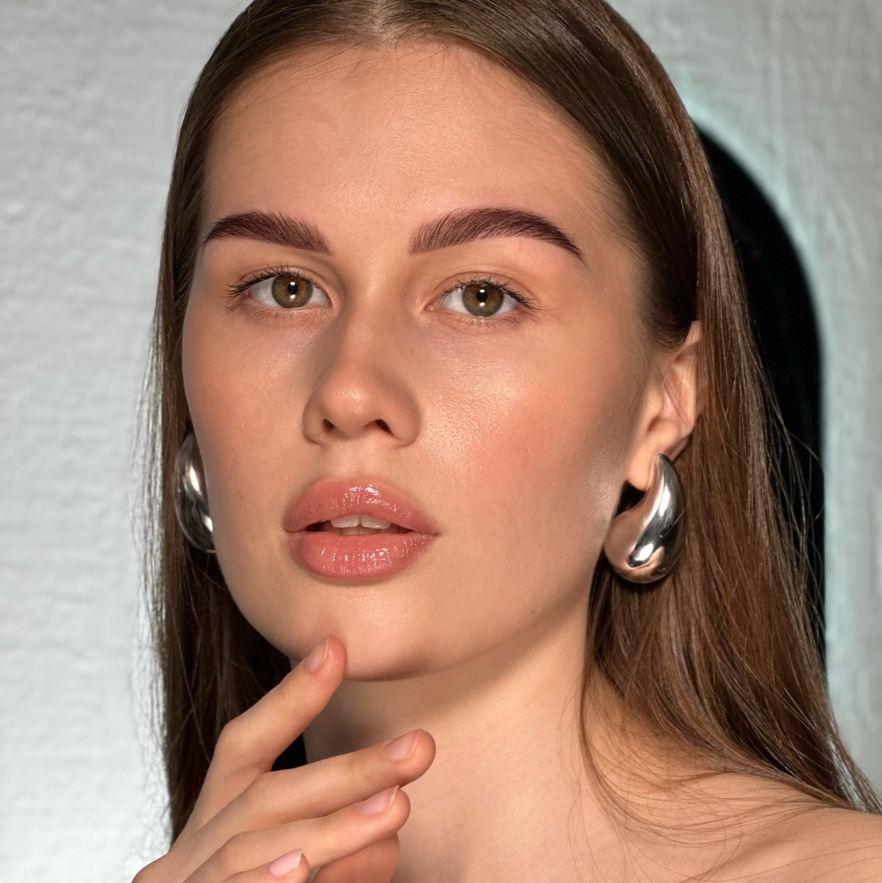 Оформление бровей